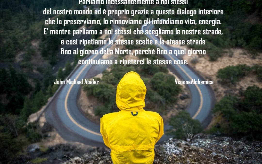 2. Veste di nero e di nebbia… teme la Luce