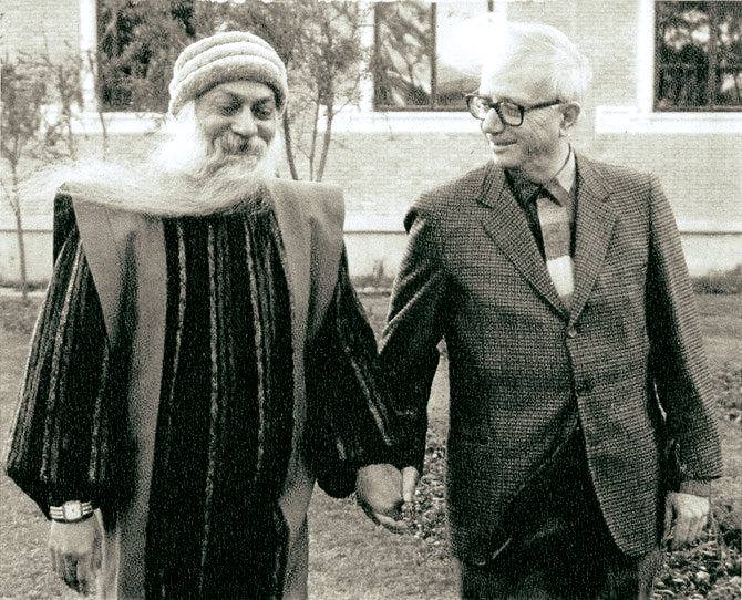 Enzo Biagi intervista Osho – Vendo candele in una città di ciechi